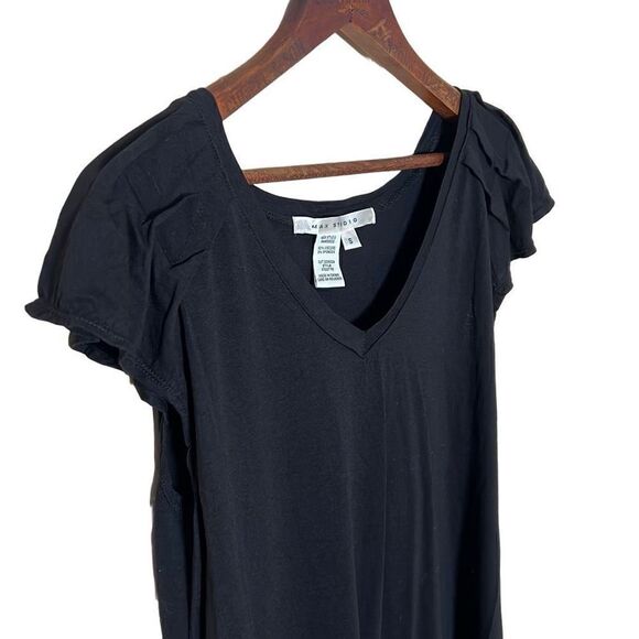 Max Studio V Neck Capped Sleeve Top - Picture 2 of 6